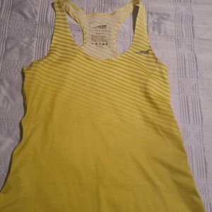 Altra running singlet